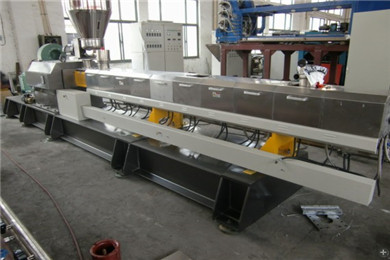 ���z�O���·��S��