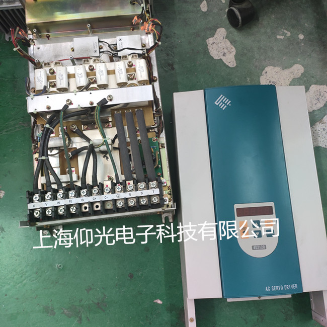 AC SERVO DRIVER�����ŷ�ϵ�y�S�� �ŷ������󾯹�������