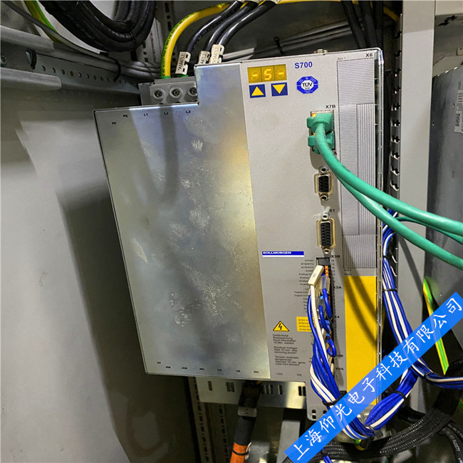 �Ϻ����޿Ơ�Ħ���ŷ����S��S700ϵ��S70602-NANANA�����F30 F31 F32���a����