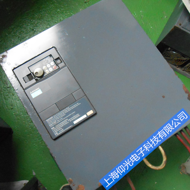 ����׃�l��  E.UVT���ϴ��a�S��