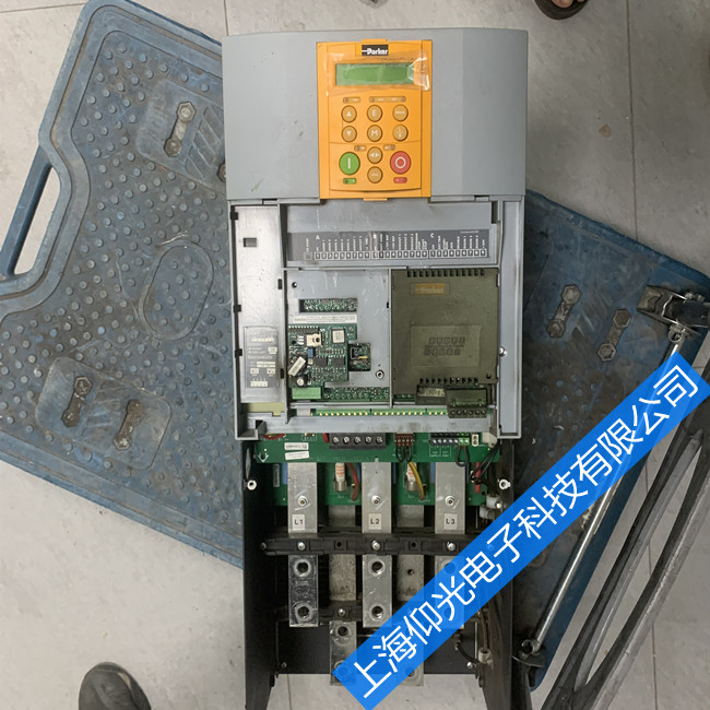 �ɿ�ֱ���{(di��o)�����S�ް���