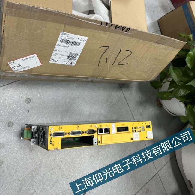 �U���վS�ް�����BM4444-SI0������PWM�l�ʈ󾯾S��