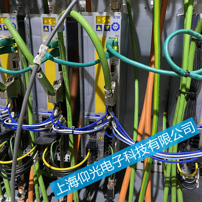 ���I�S�޿Ơ�Ħ���ŷ�����-Servostar600ϵ�Ј�F22�S��