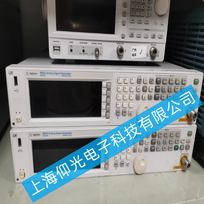 ᘌ����݂�N5181A 6GHz��̖�l�������ϾS�޵Ć��}